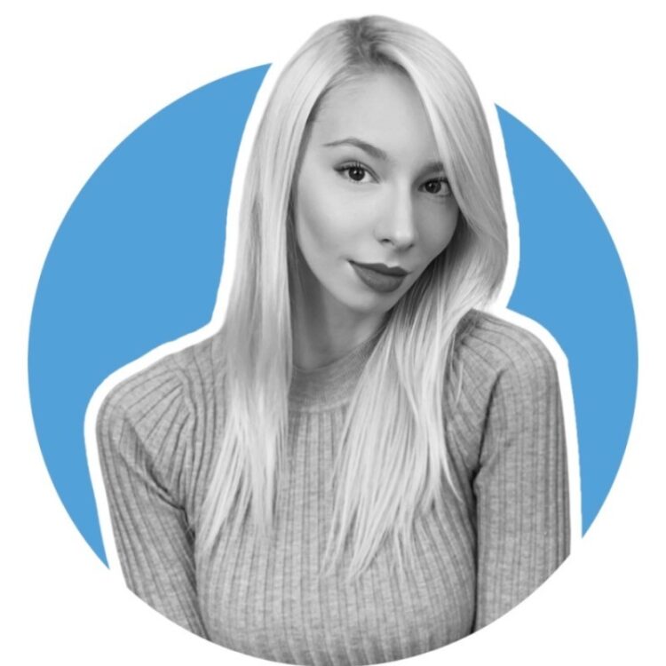 larissa guerrini feet 2