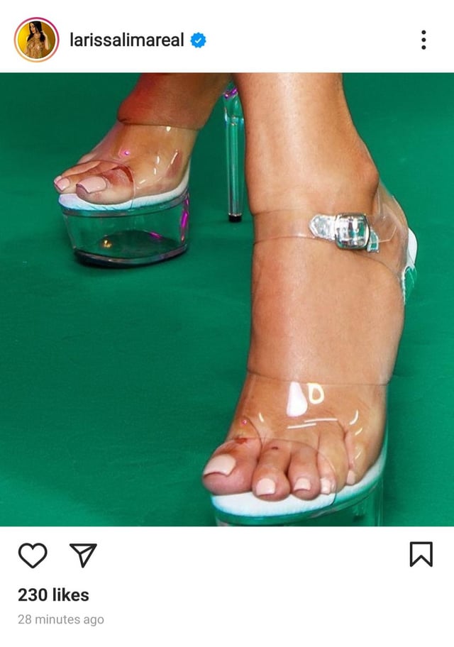 larissa kimberlly feet 3