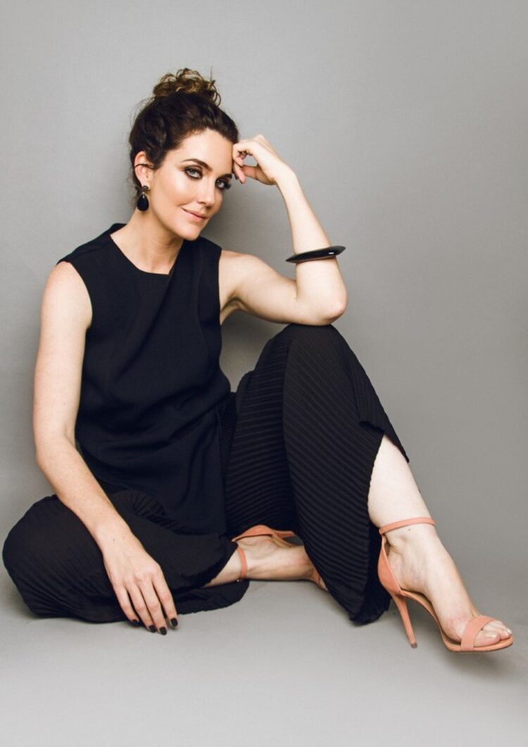 larissa maciel feet 5