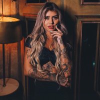 larissa mattes feet 6