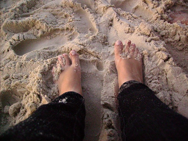 laryssa oliveira feet