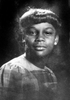 latasha harlins feet 3