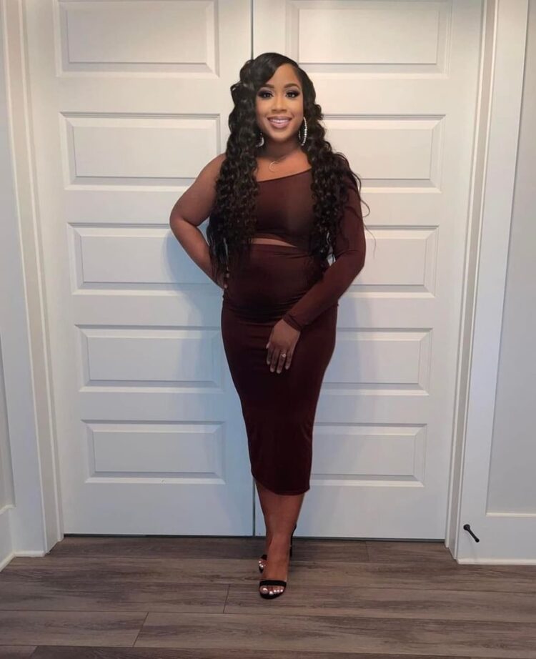 latisha scott feet 5