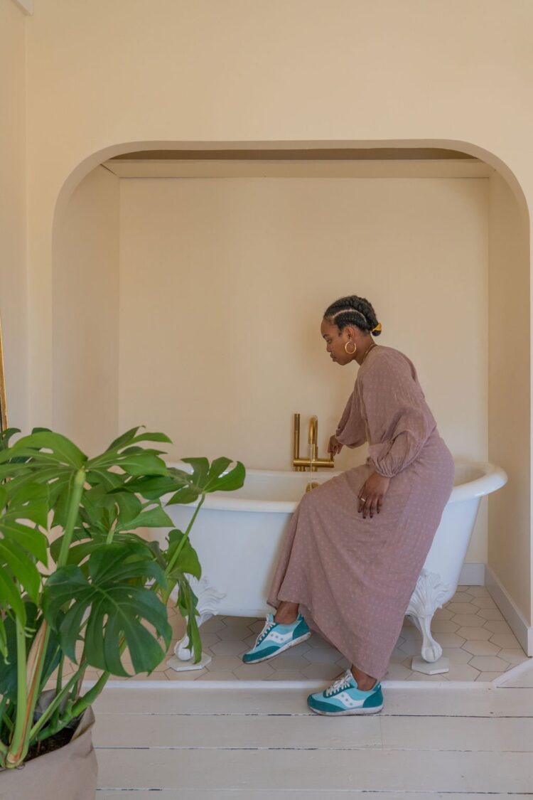 latonya yvette staubs feet