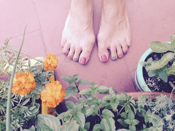 laura azcurra feet 3