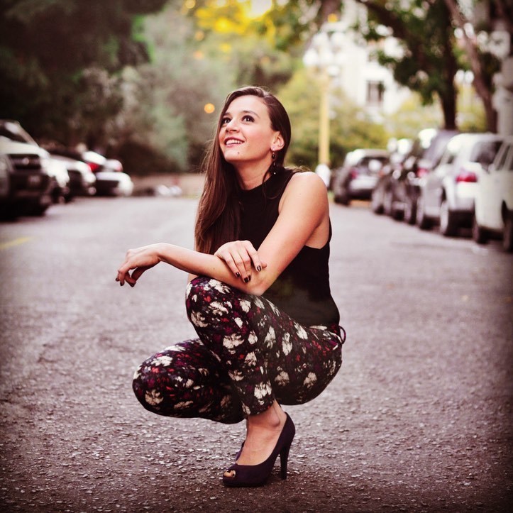 laura azcurra feet 4