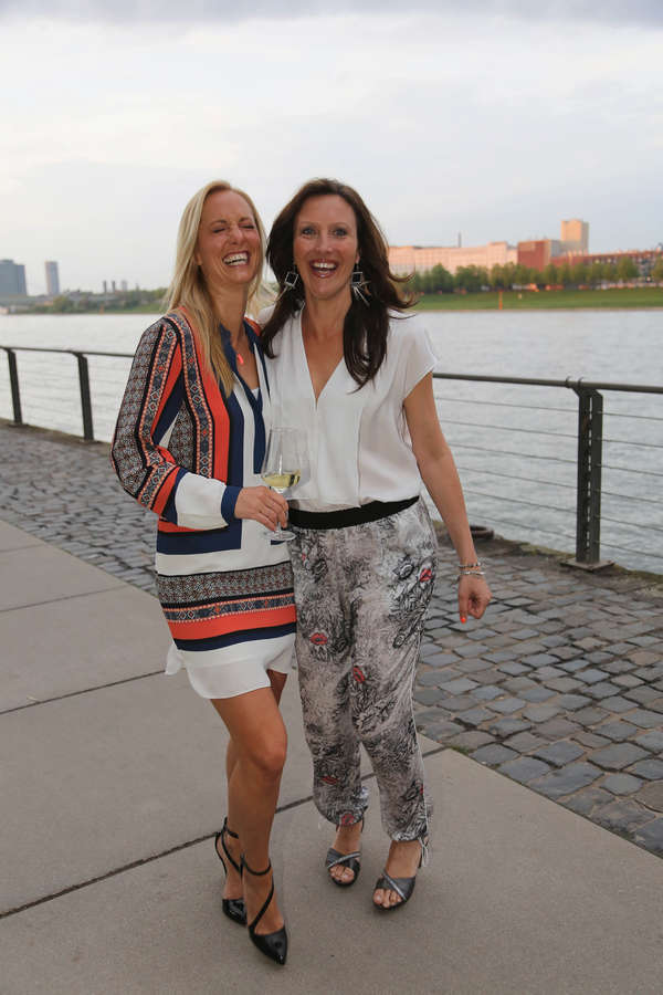 laura bieling feet 6