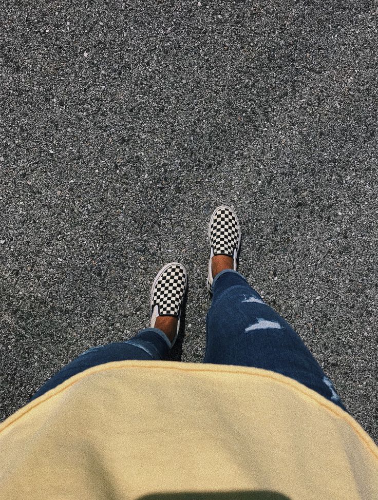 laura burk feet 2
