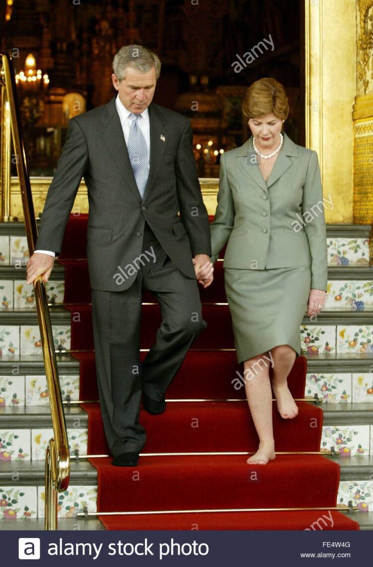 laura bush feet 2