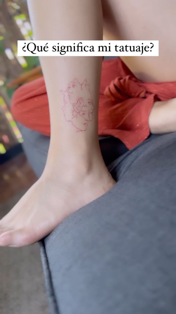 laura bustamante feet 1