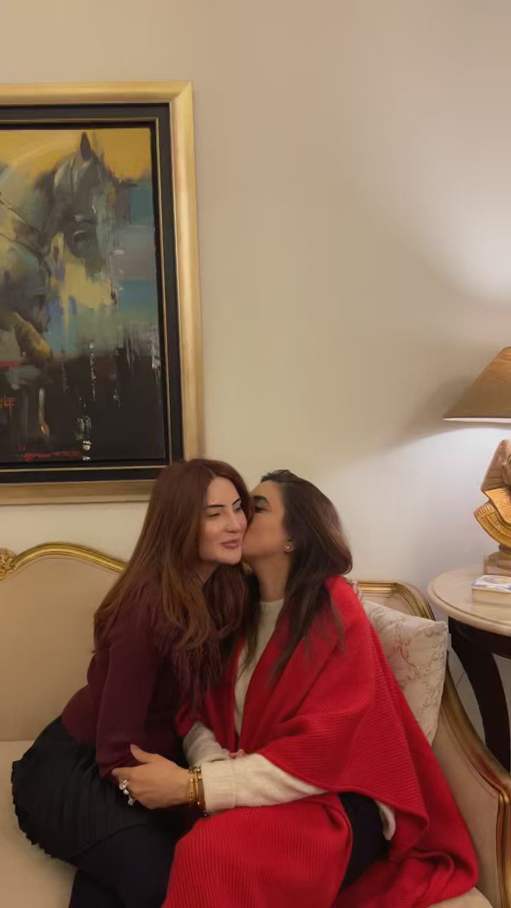 laura char carson feet 4