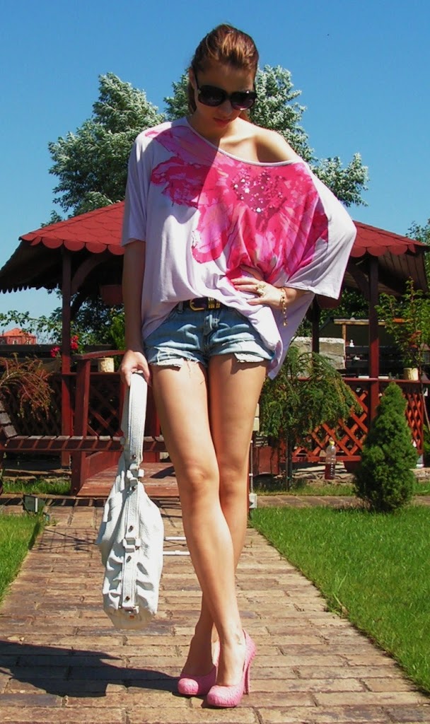 laura charaba feet 3