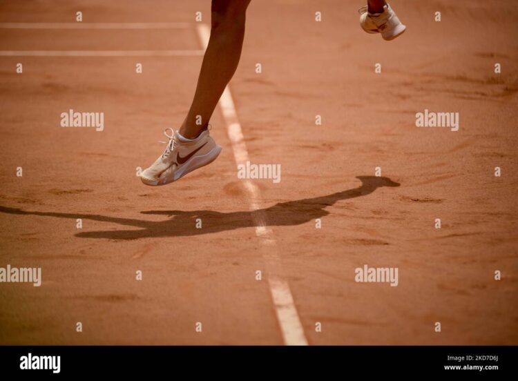 laura colombi feet 5