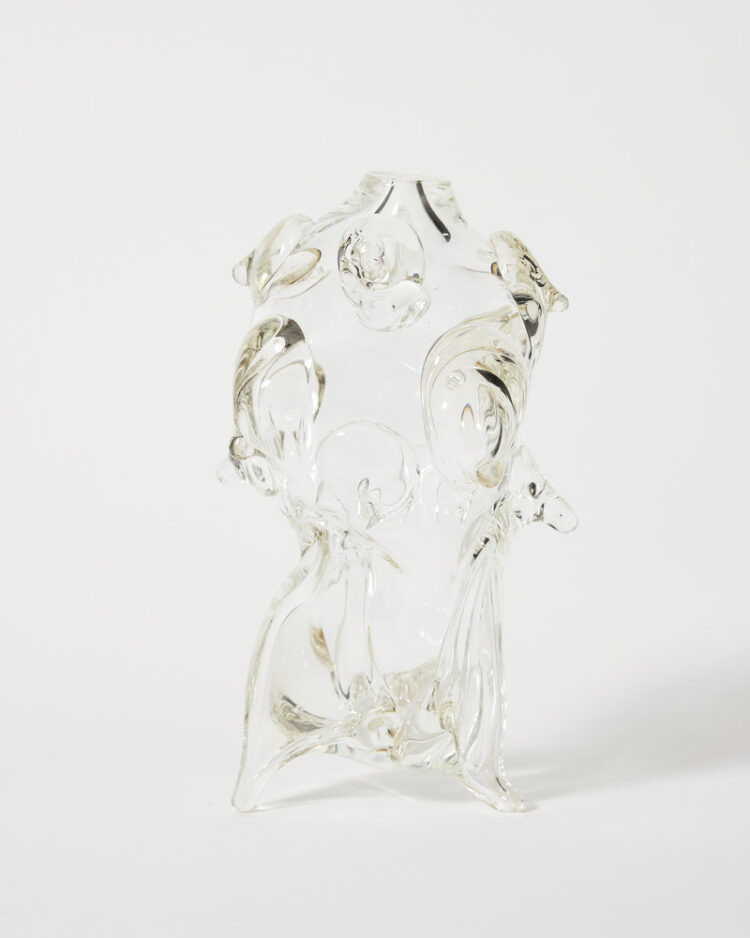 laura de carteret feet 5