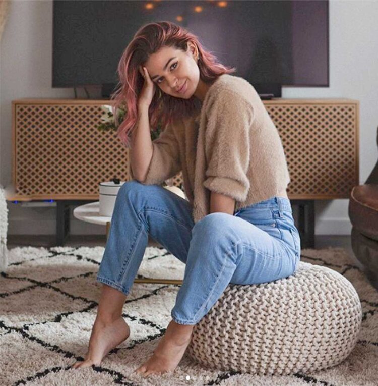 laura escanes feet 4