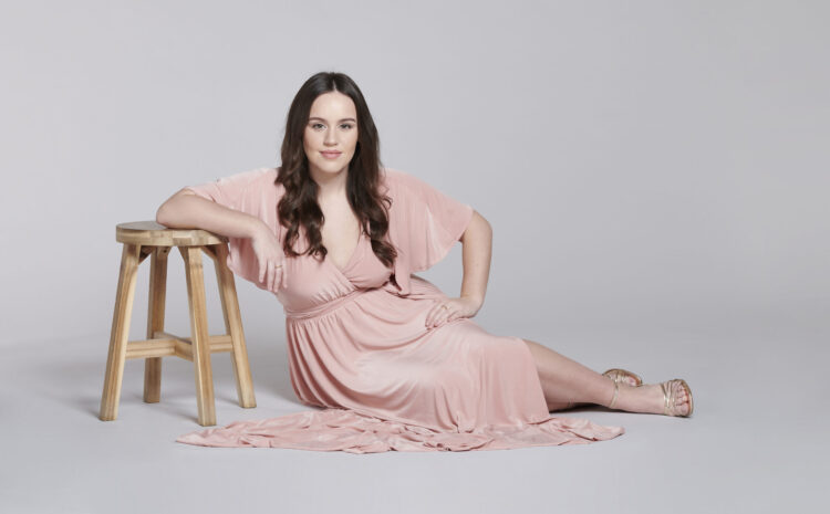 laura faye smith feet 4 scaled