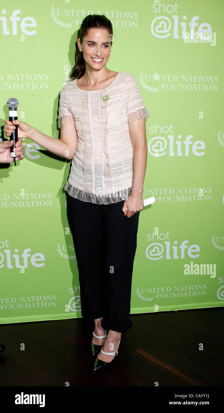 laura giedraitis feet