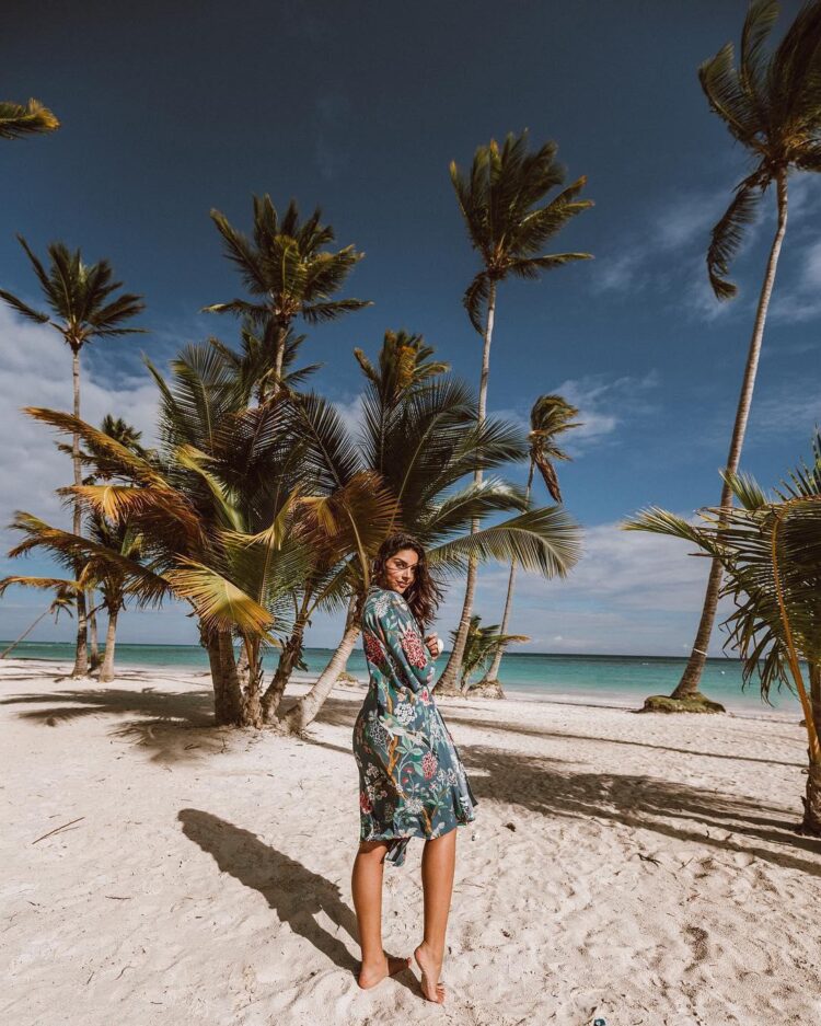 laura gonzalez ospina feet 4