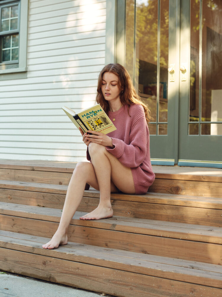 laura hanson sims feet 1 scaled