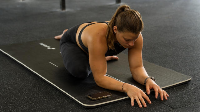 laura horvath feet 6