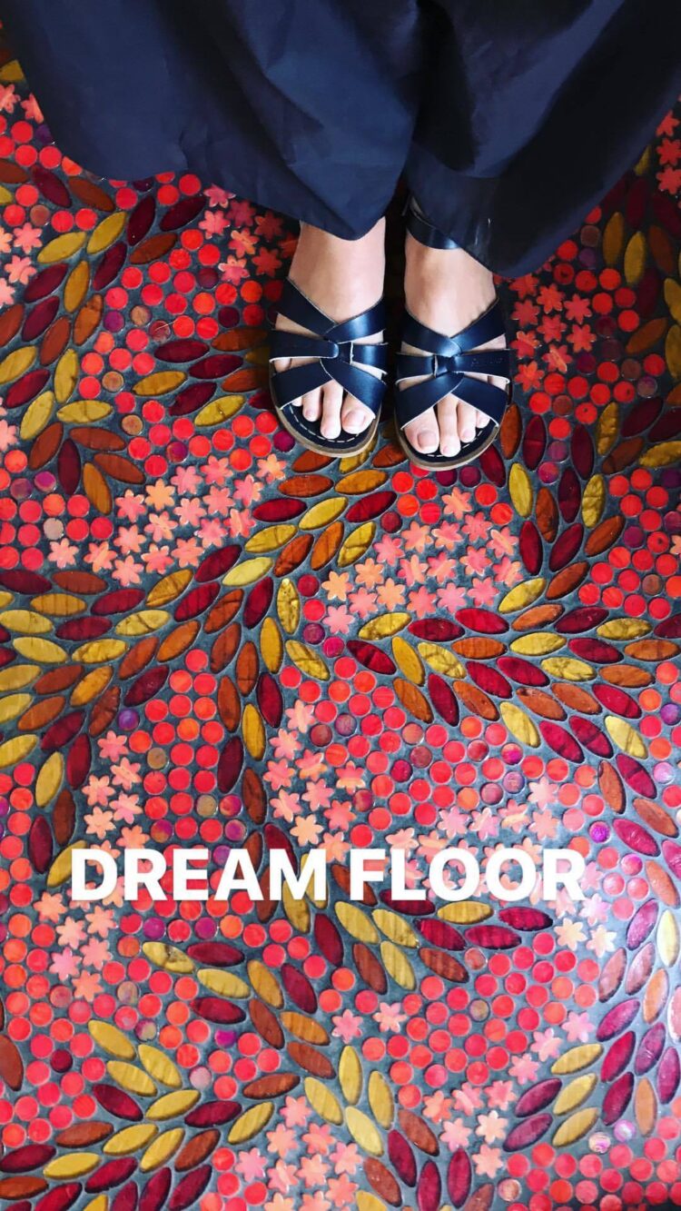 laura jackson feet 2