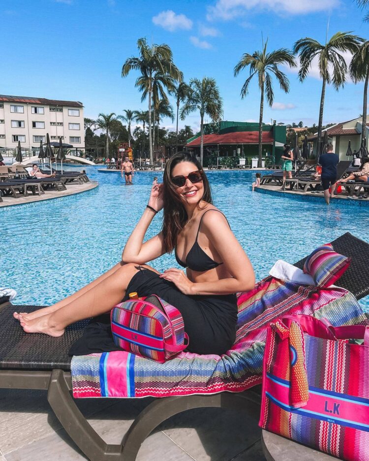 laura kuczynski feet 3