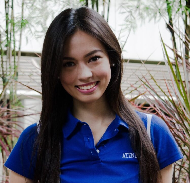 laura lehmann feet 6