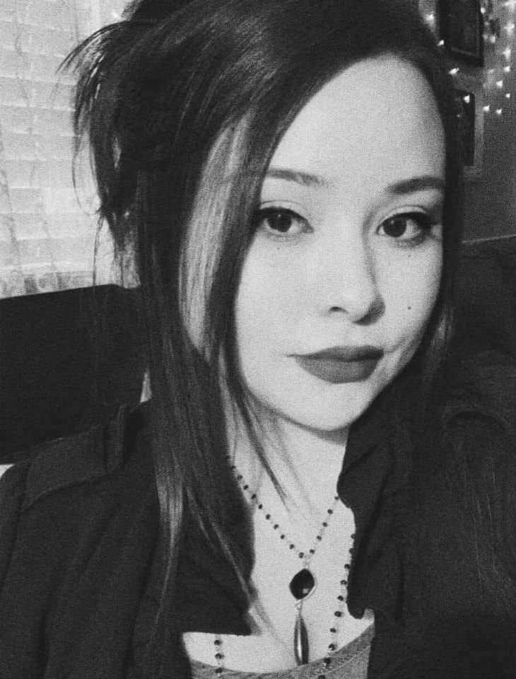 laura narvaez feet 4