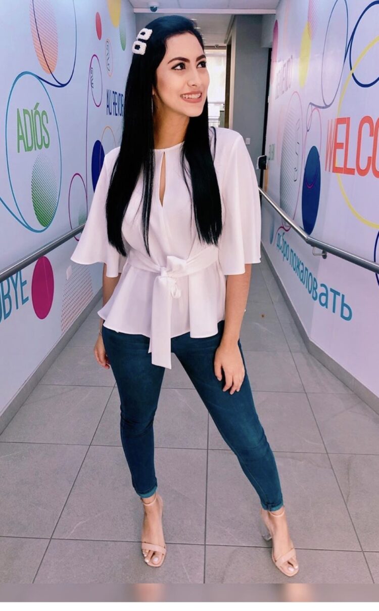 laura salazar feet 2