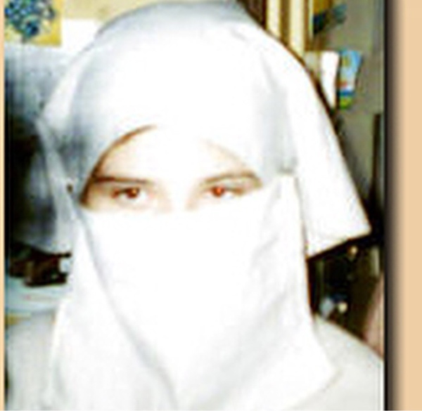 lauren alice avery feet 4