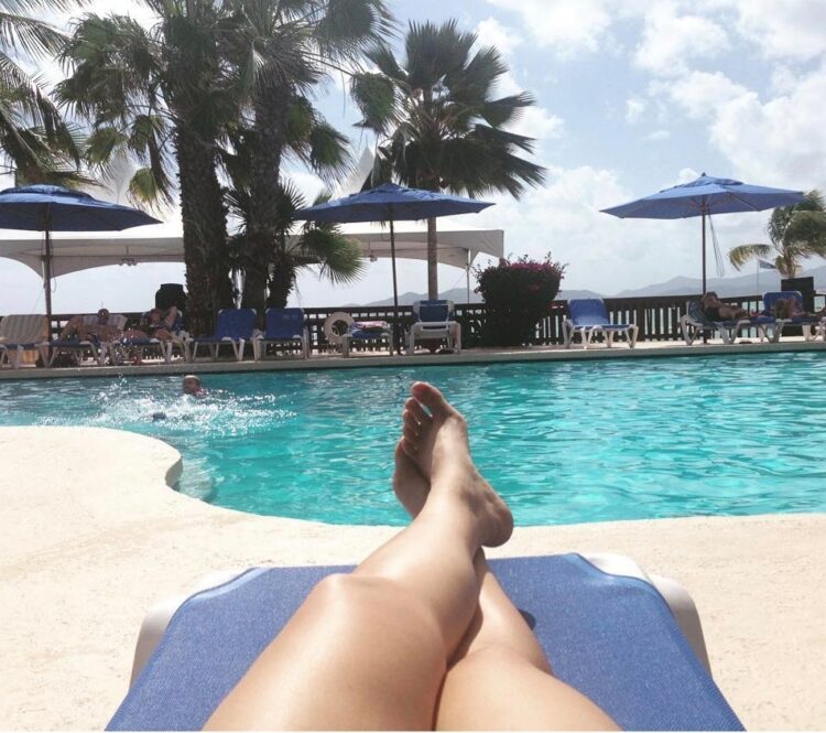 lauren burchell feet 3