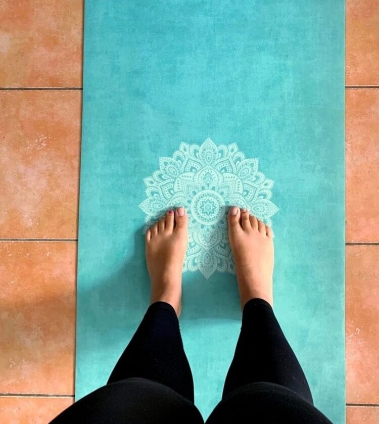 lauren burchell feet