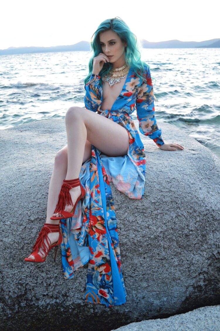 lauren calaway feet 6