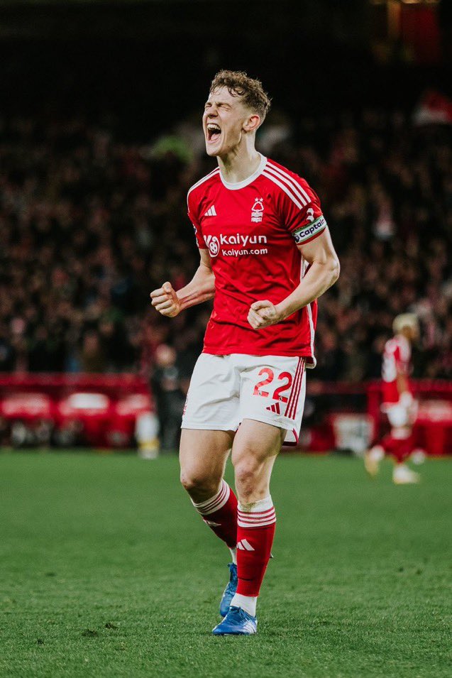 lauren creswell feet 5