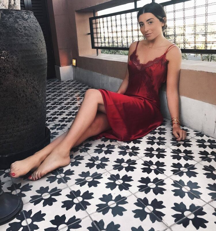 lauren elizabeth feet