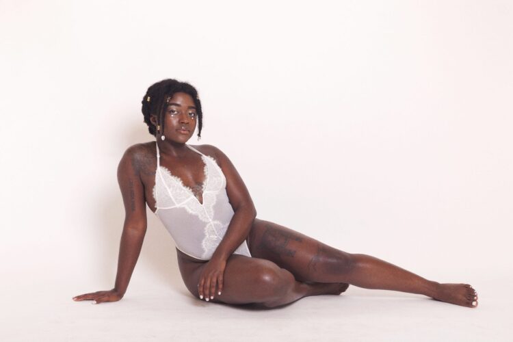 lauren findley feet 3