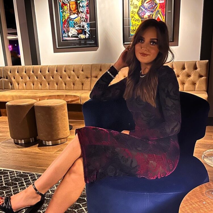 lauren gheorghe feet 6