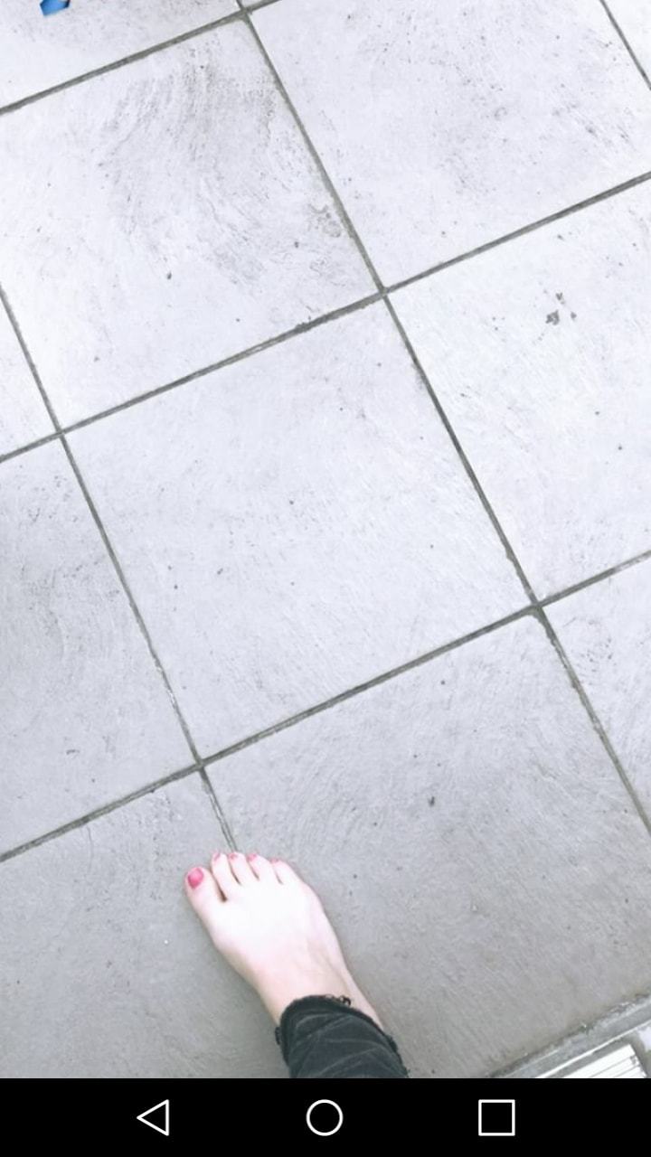 lauren guiliano feet 5