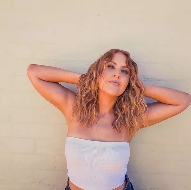 lauren huntriss feet 5