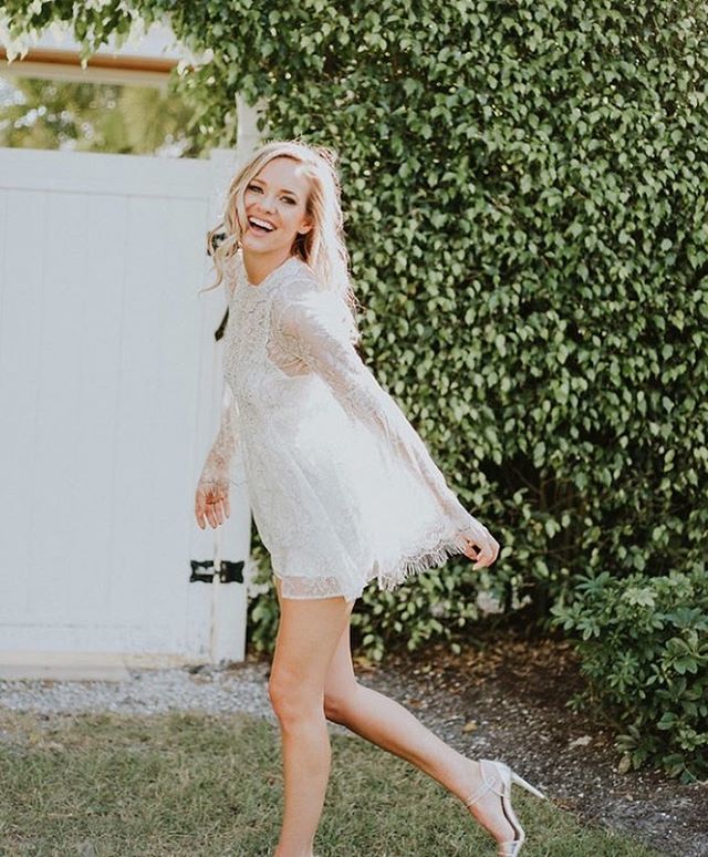 lauren hussey feet 1