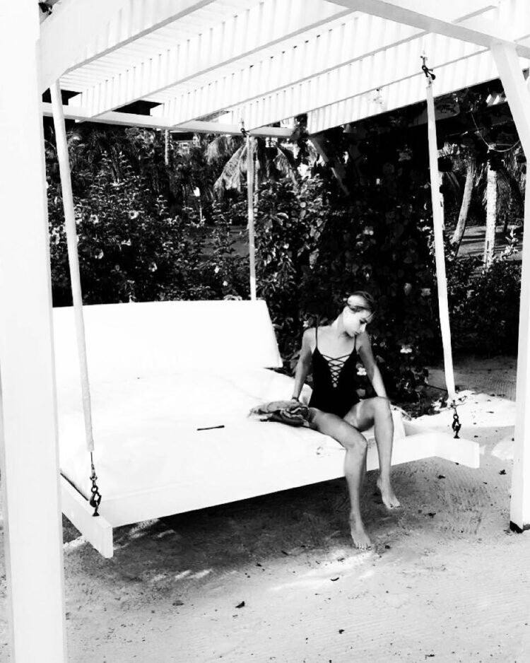 lauren iaconetti feet 3