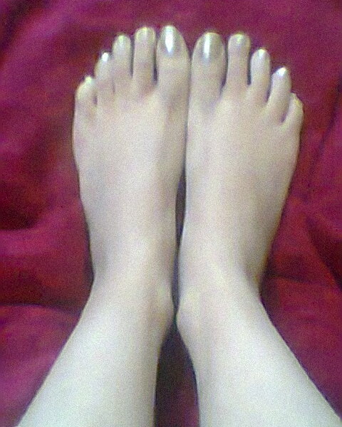 lauren jones feet 5