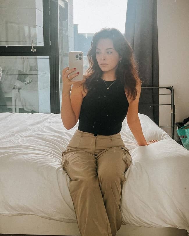 Lauren Kim Ripley Feet