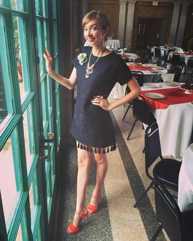 lauren lapkus feet 5