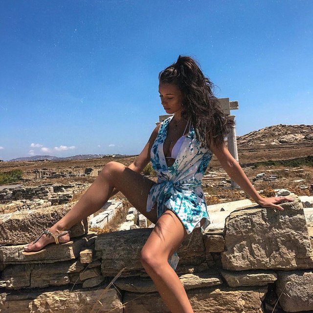 lauren loretta feet 1