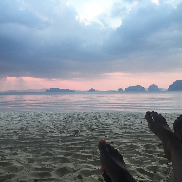 lauren morelli feet 6