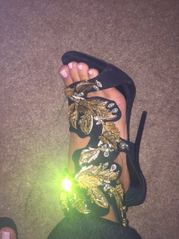 lauren murray feet 5