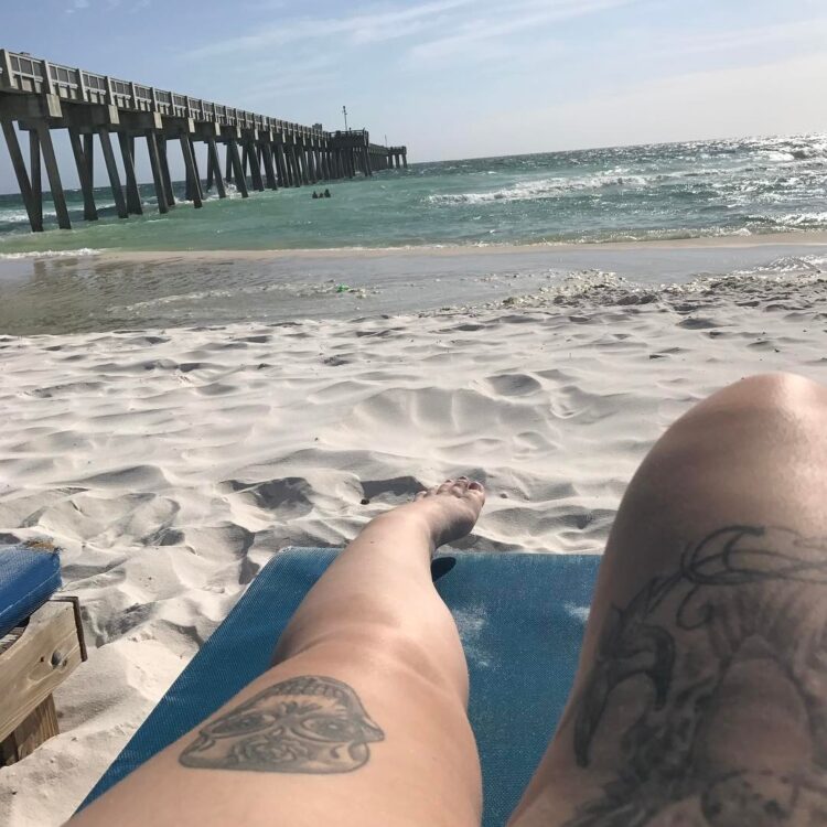 lauren shannon feet 5