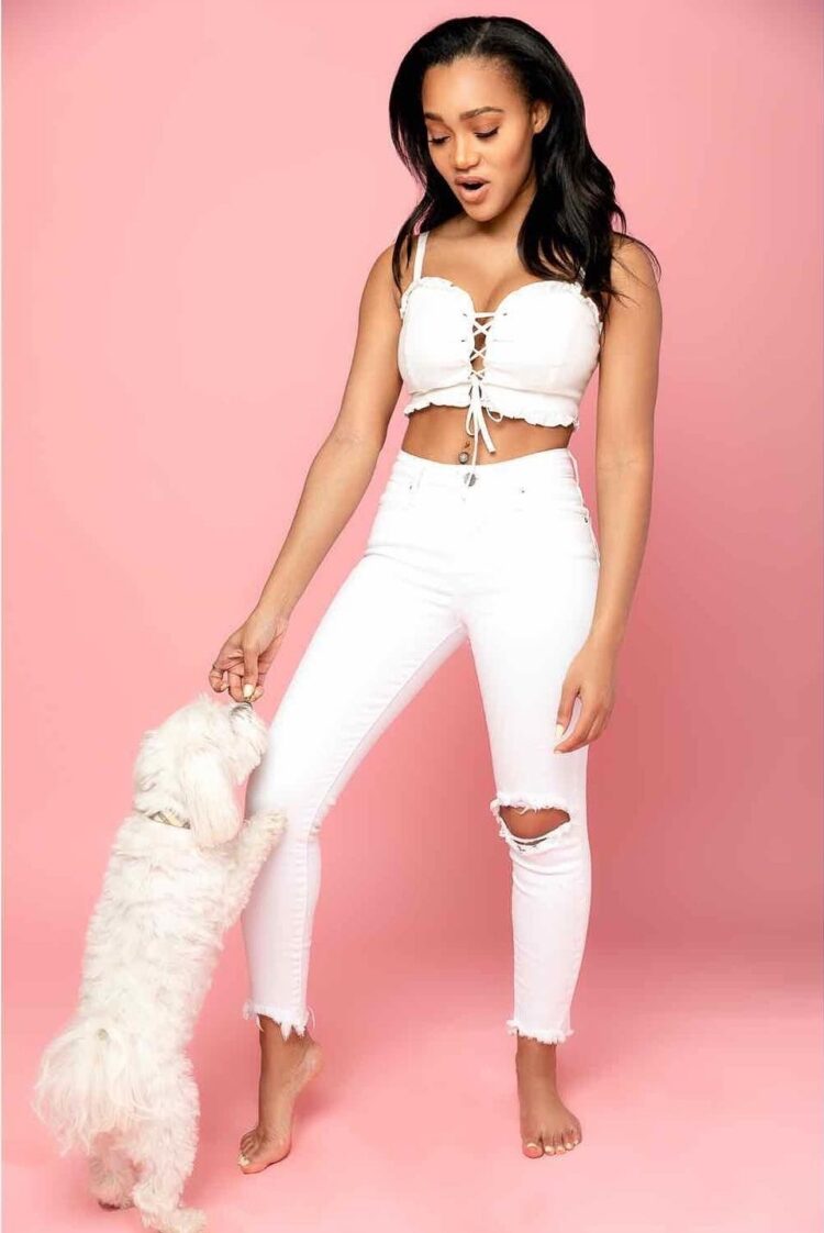 lauren simmons feet 2