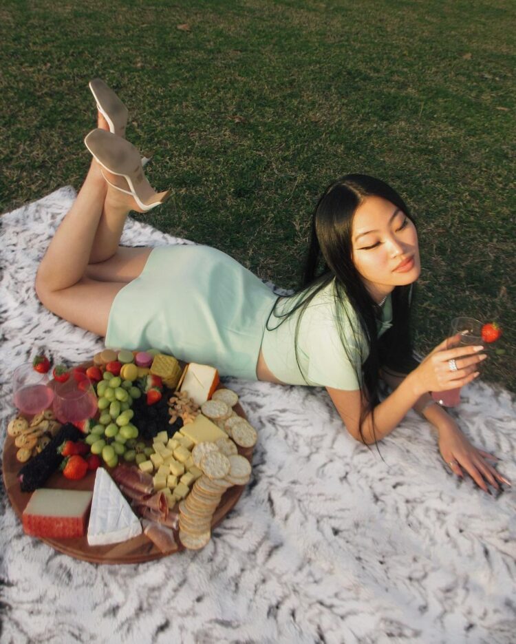 lauren soyung lim feet 1